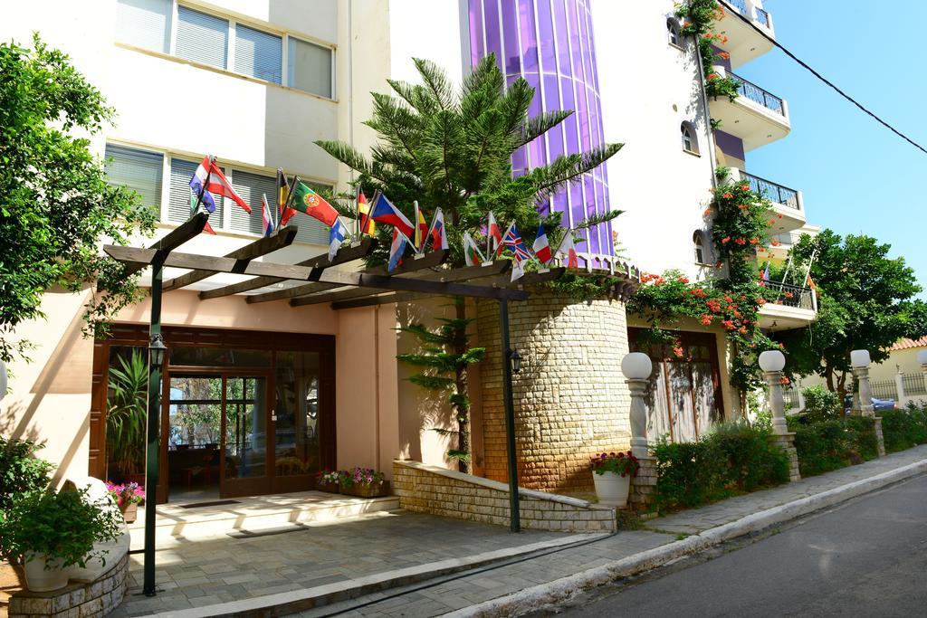 Elegant Kyparissia